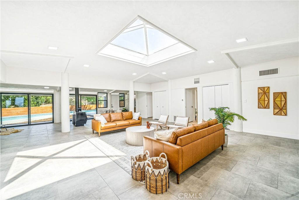 15495 Washington Street