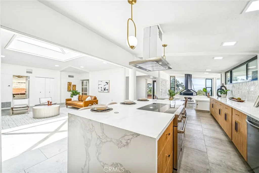 15495 Washington Street