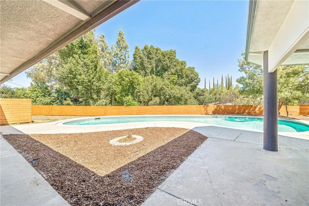 15495 Washington Street