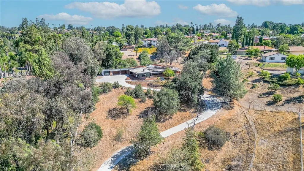 15495 Washington Street