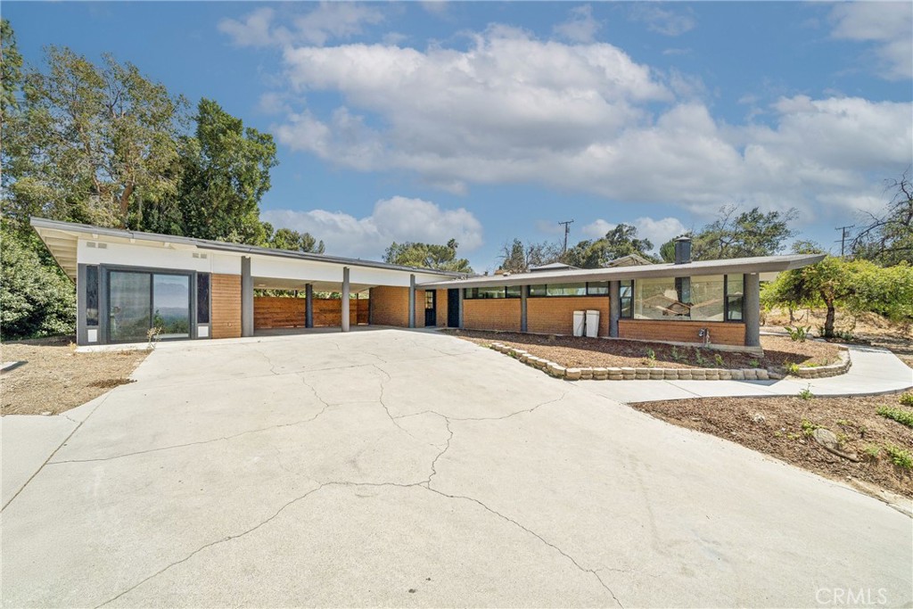 15495 Washington Street