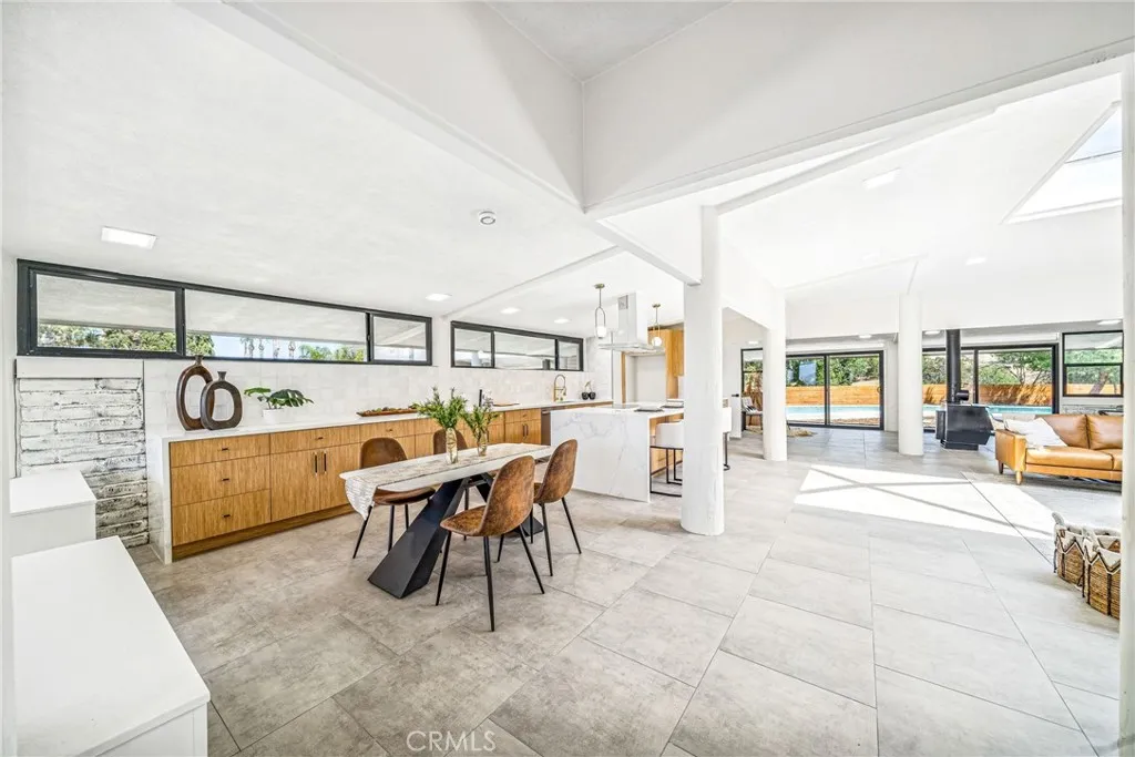 15495 Washington Street