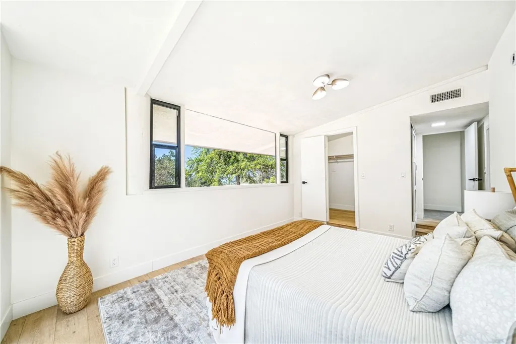 15495 Washington Street