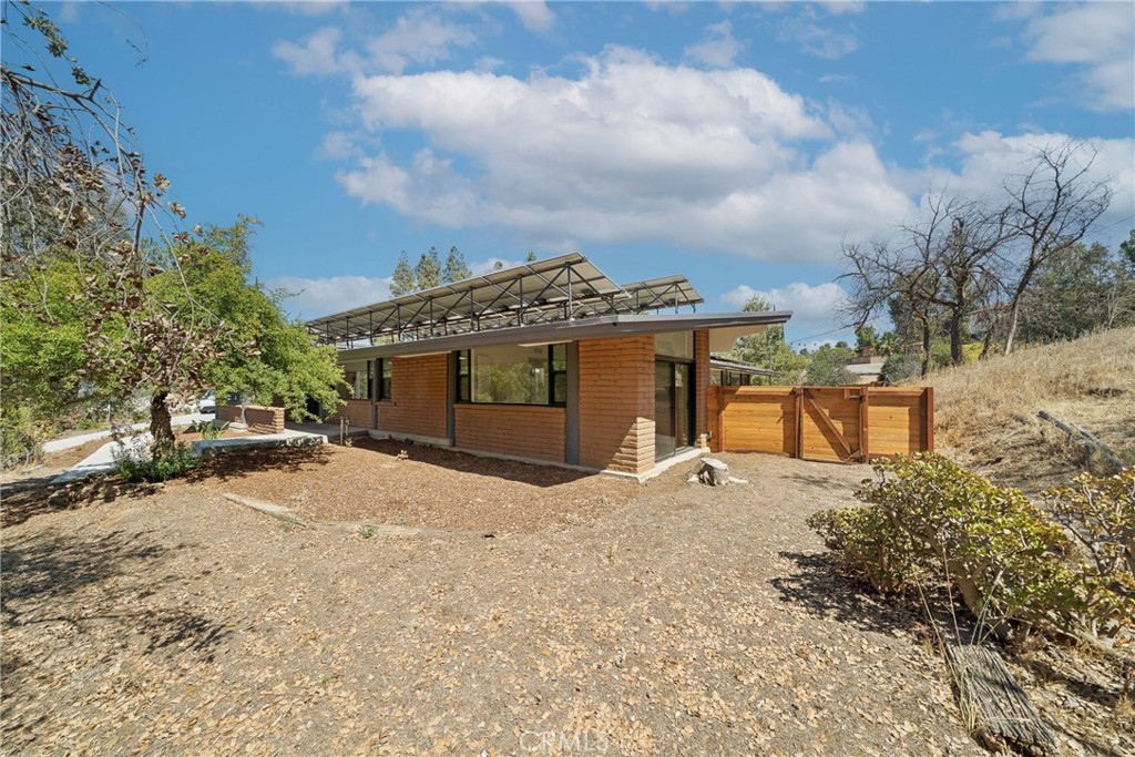 15495 Washington Street