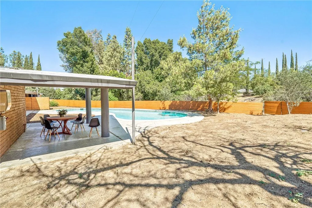 15495 Washington Street