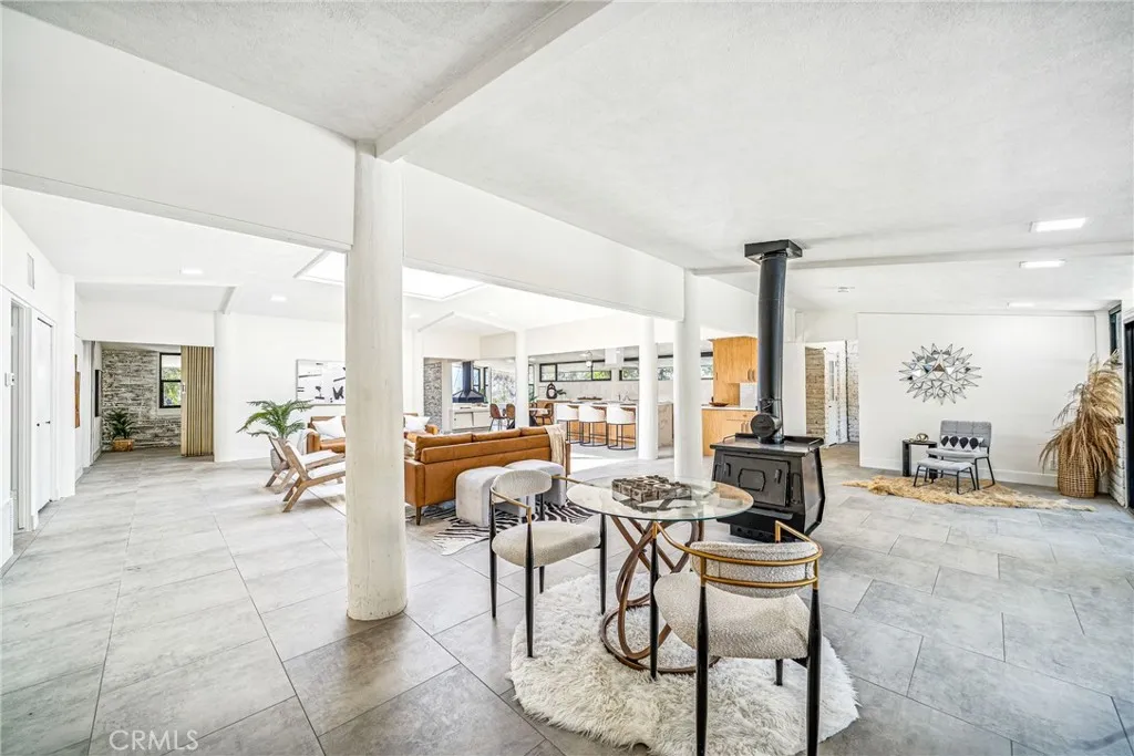 15495 Washington Street