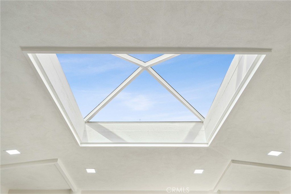 15495 Washington Street