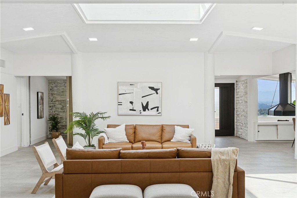 15495 Washington Street