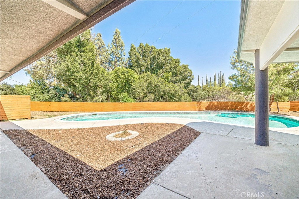 15495 Washington Street