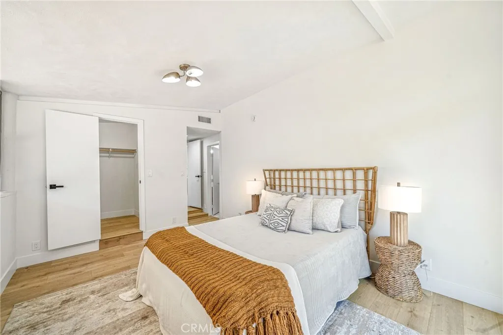 15495 Washington Street