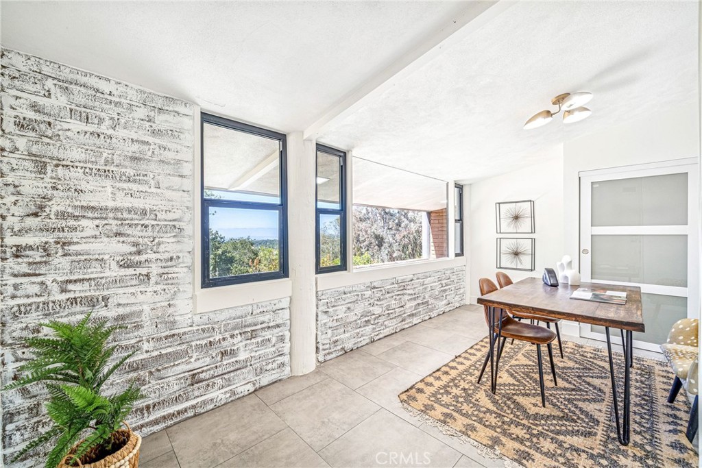 15495 Washington Street