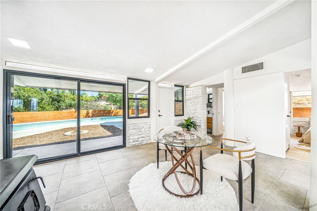 15495 Washington Street