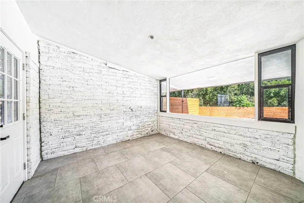 15495 Washington Street