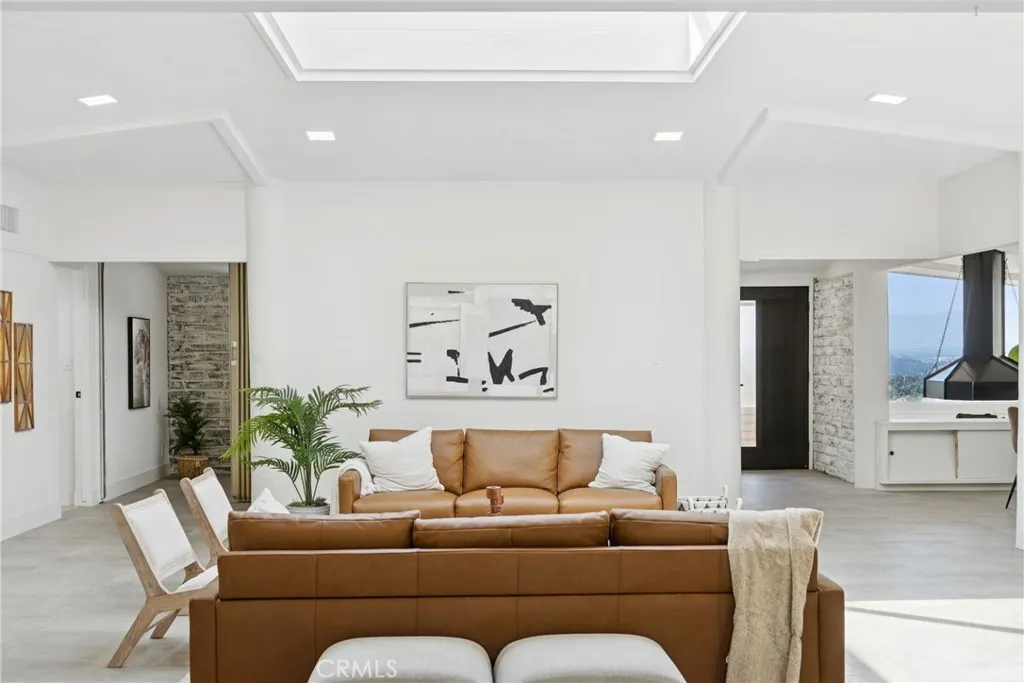 15495 Washington Street