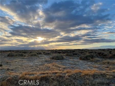 70 Vac/70 Stw/Vic Avenue C6