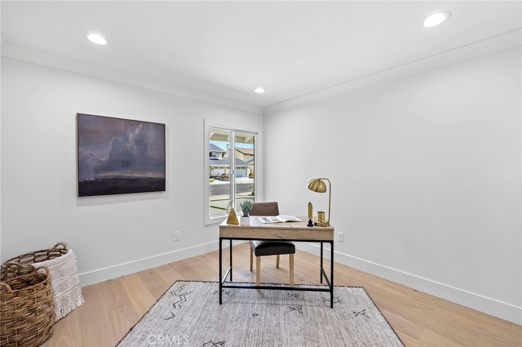 6852 Vista Del Sol Drive