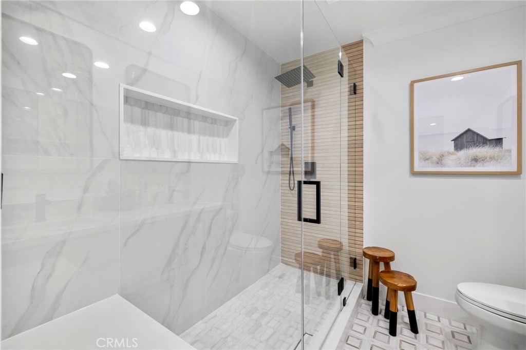 6852 Vista Del Sol Drive