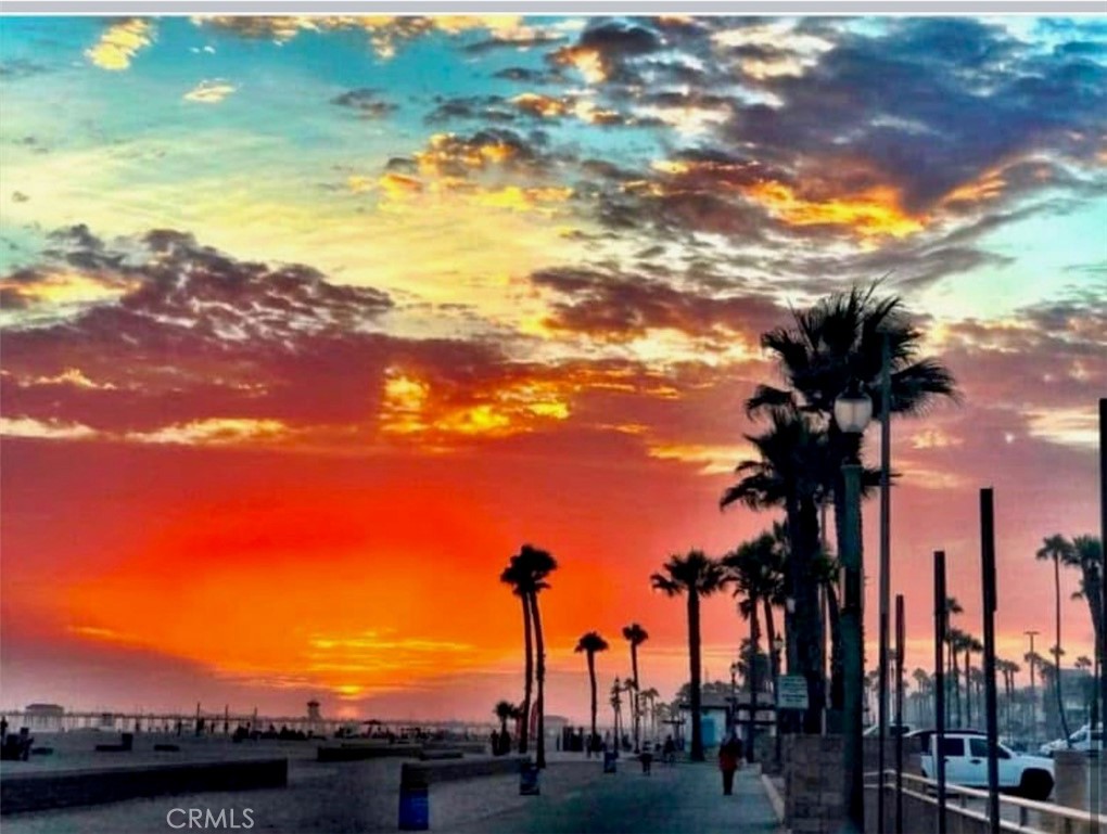 6852 Vista Del Sol Drive