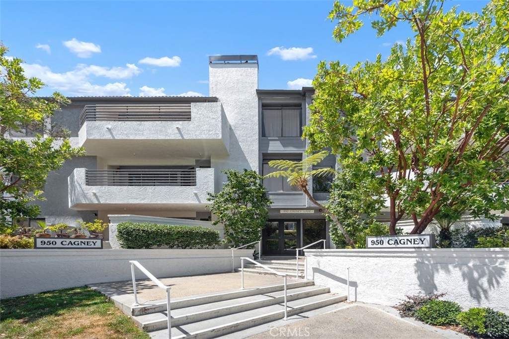 950 Cagney Lane 107