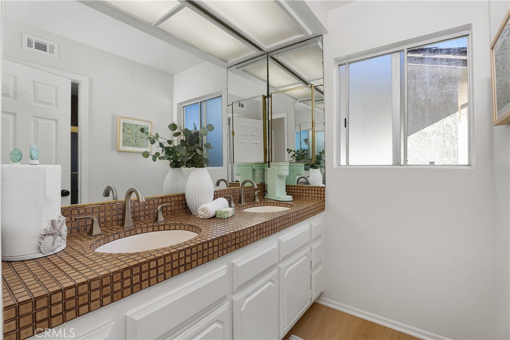 3122 Calle Grande Vista