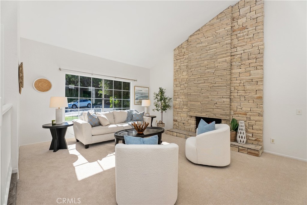 3122 Calle Grande Vista