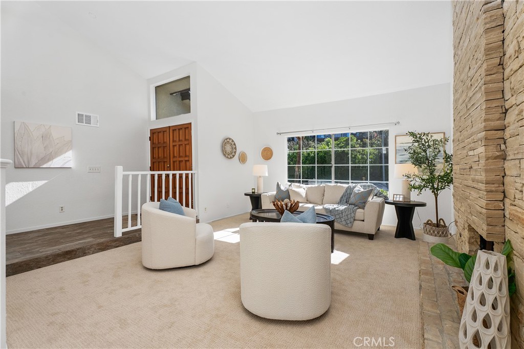 3122 Calle Grande Vista