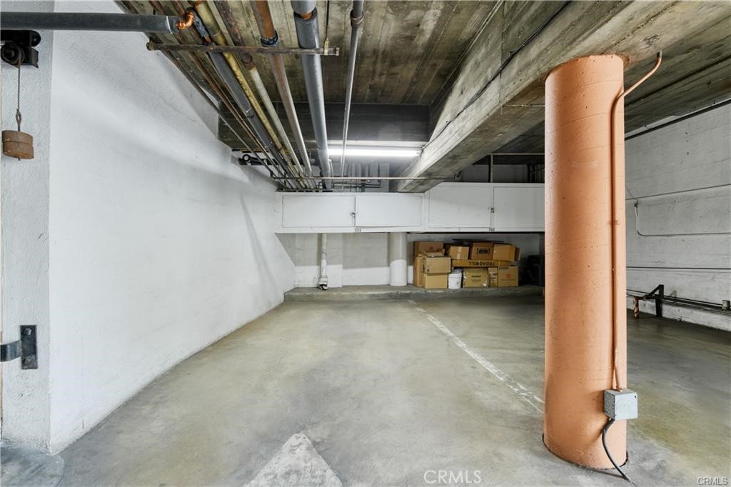 514 S Harvard Boulevard 309