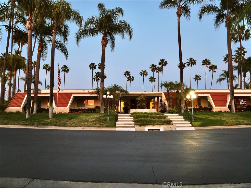 24921 Muirlands Boulevard 202
