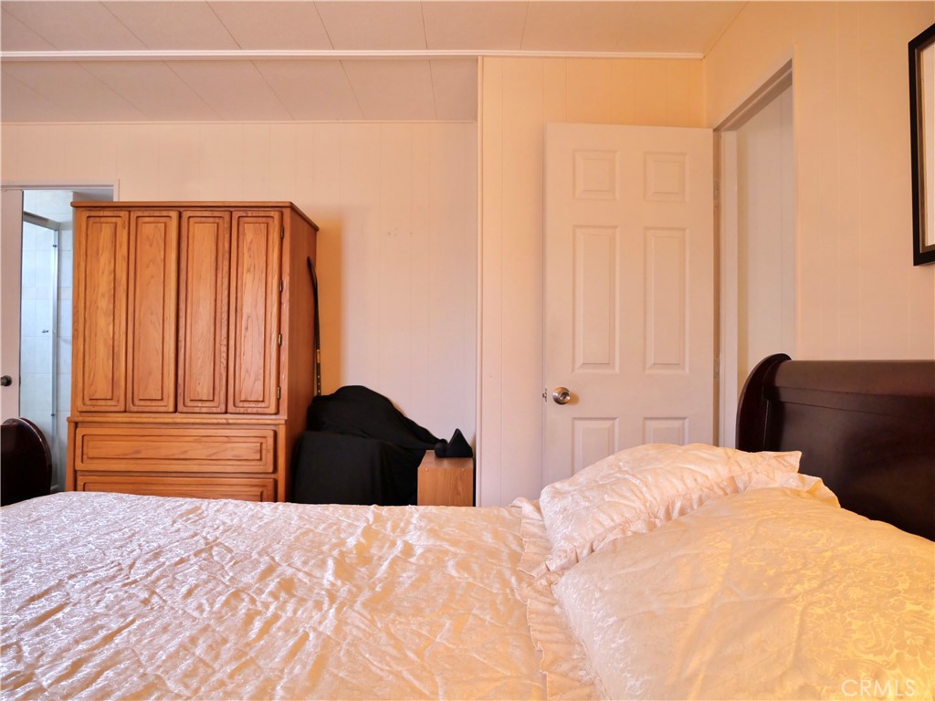 24921 Muirlands Boulevard 202