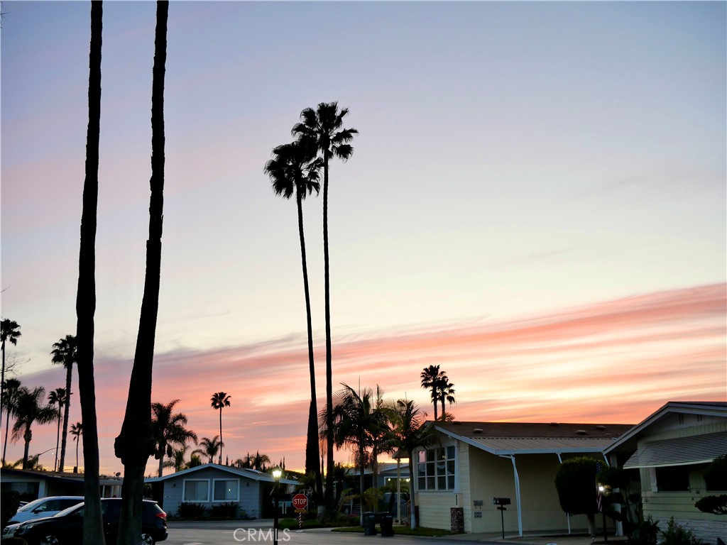 24921 Muirlands Boulevard 202