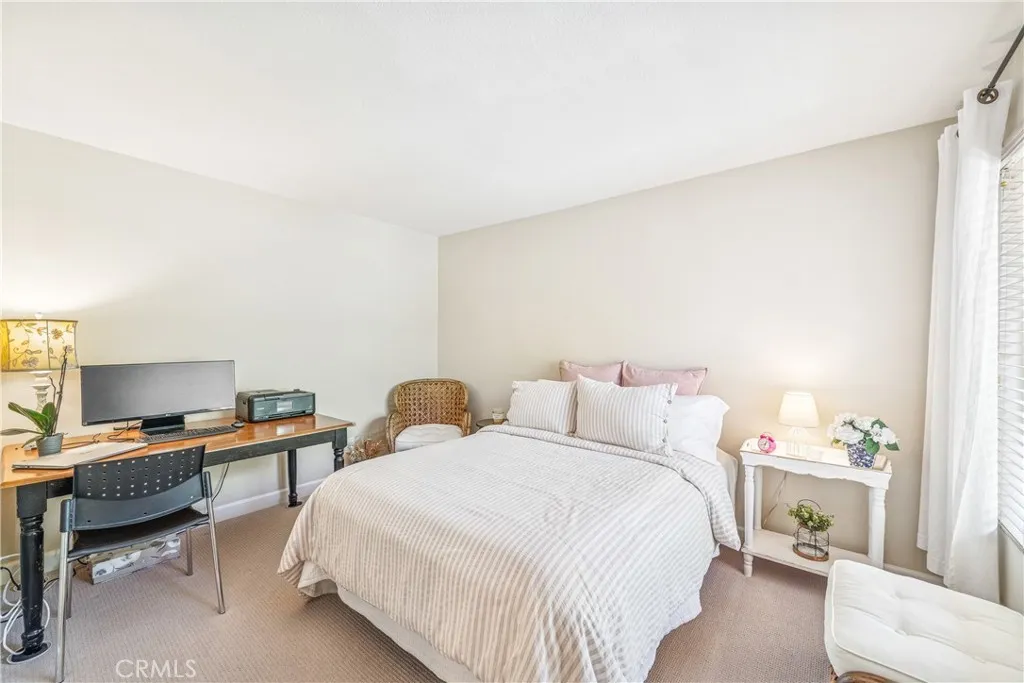 22681 Maplewood