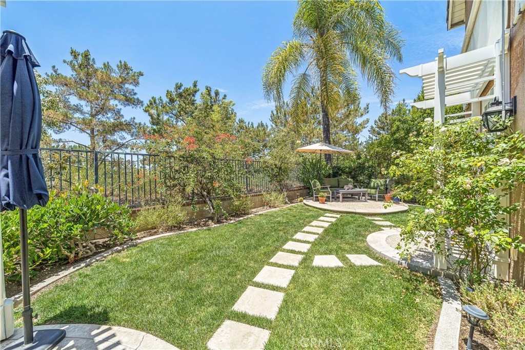 22681 Maplewood