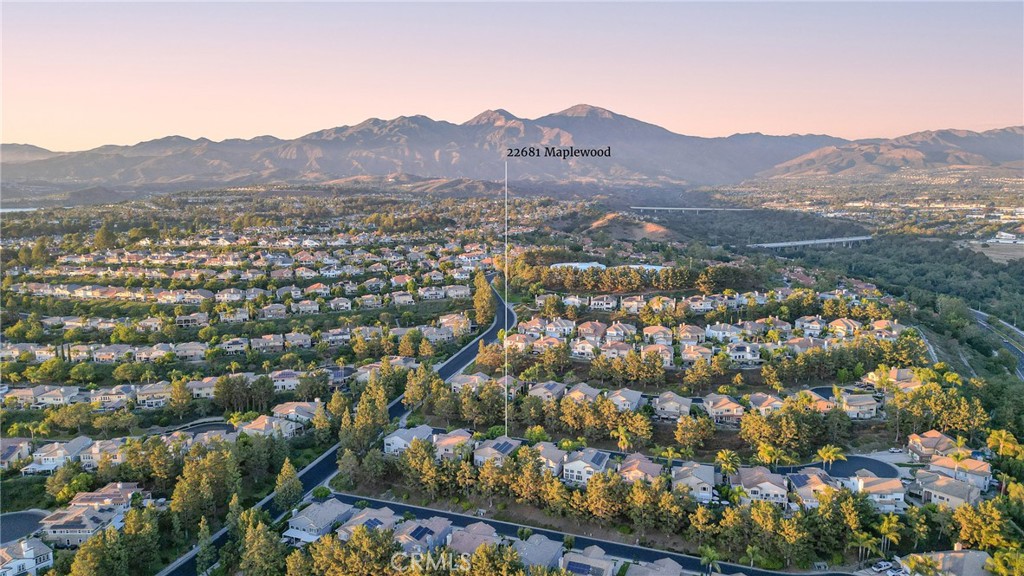 22681 Maplewood