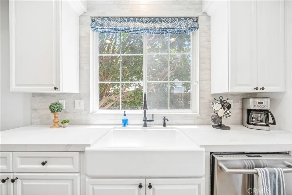 22681 Maplewood