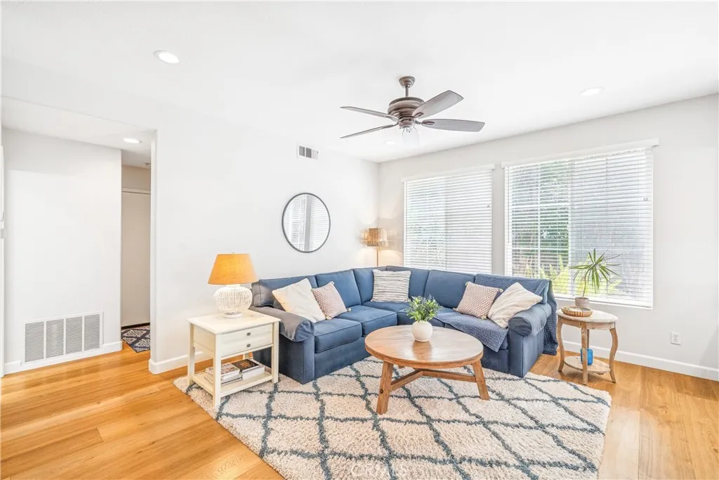 22681 Maplewood