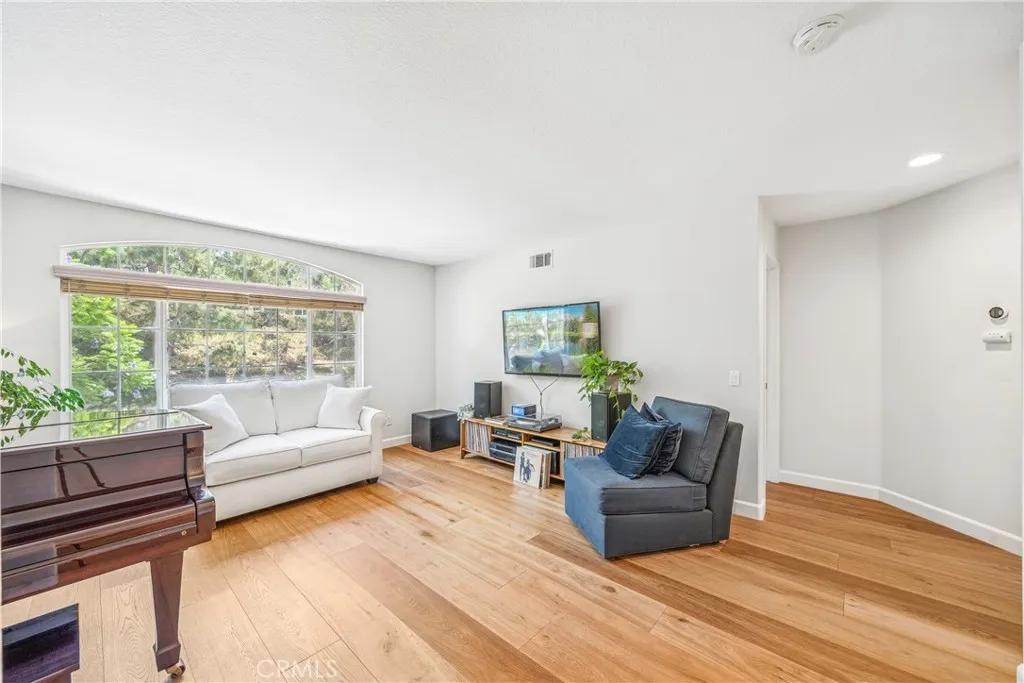 22681 Maplewood