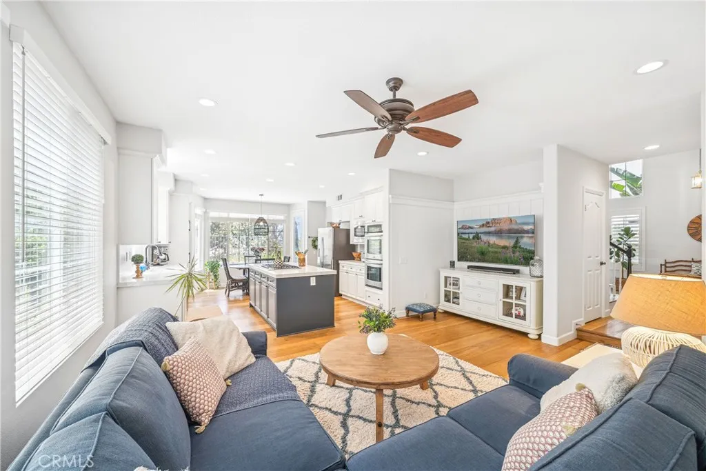 22681 Maplewood