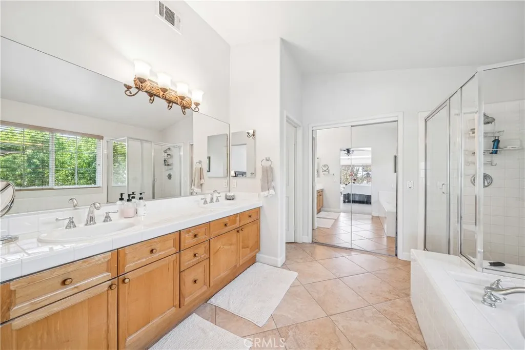22681 Maplewood