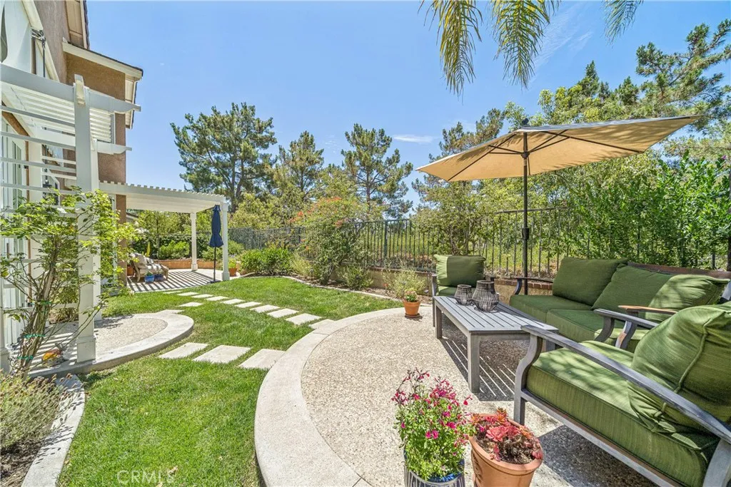 22681 Maplewood