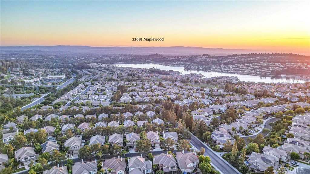 22681 Maplewood