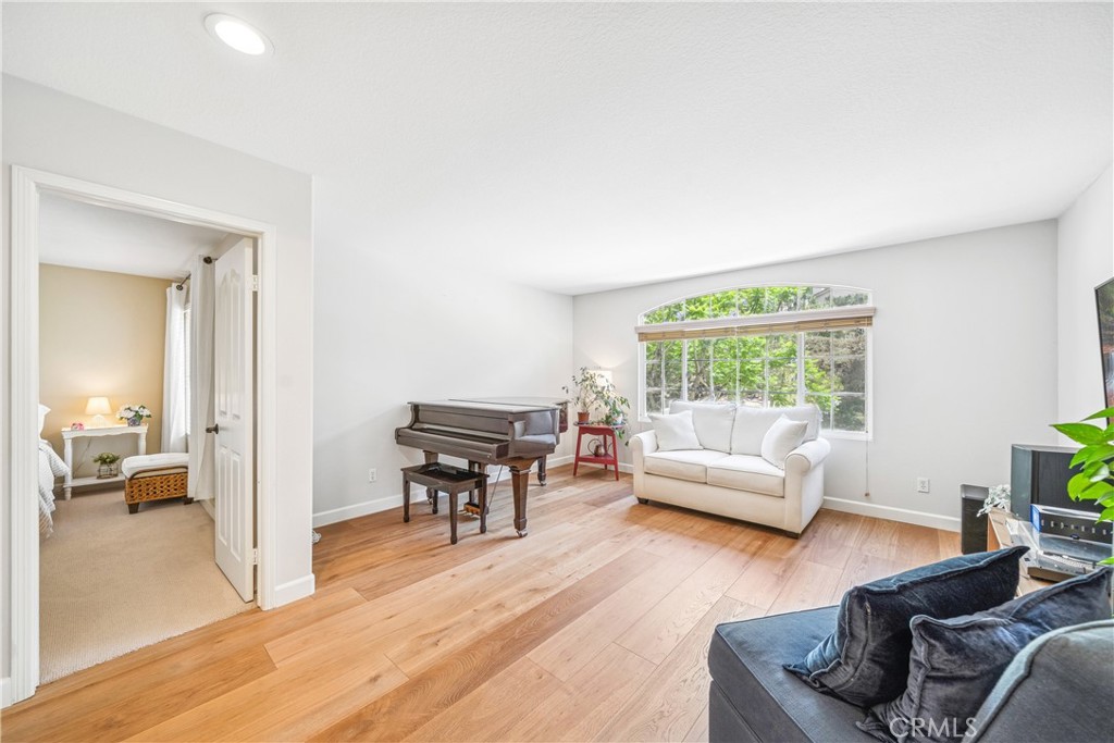22681 Maplewood