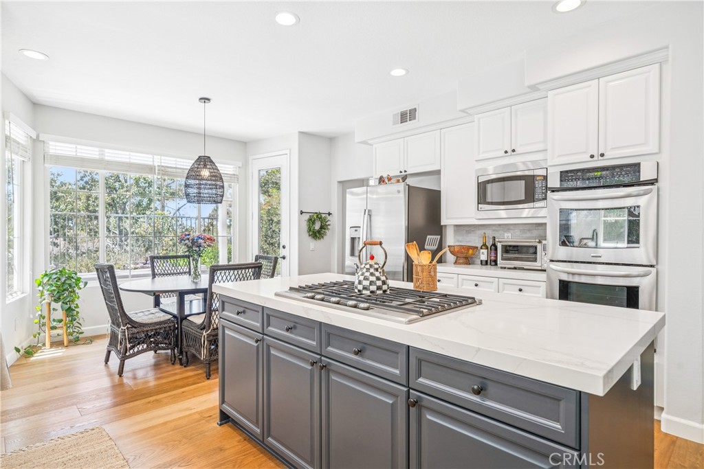 22681 Maplewood