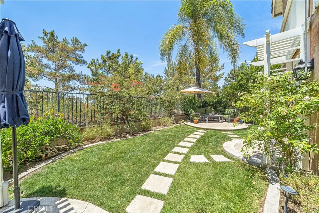 22681 Maplewood