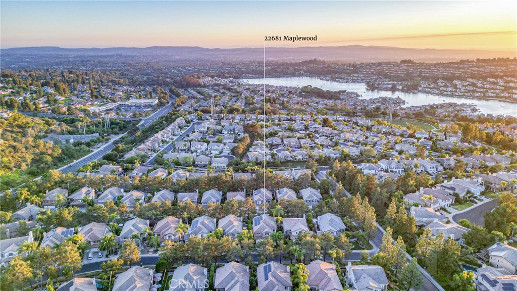 22681 Maplewood