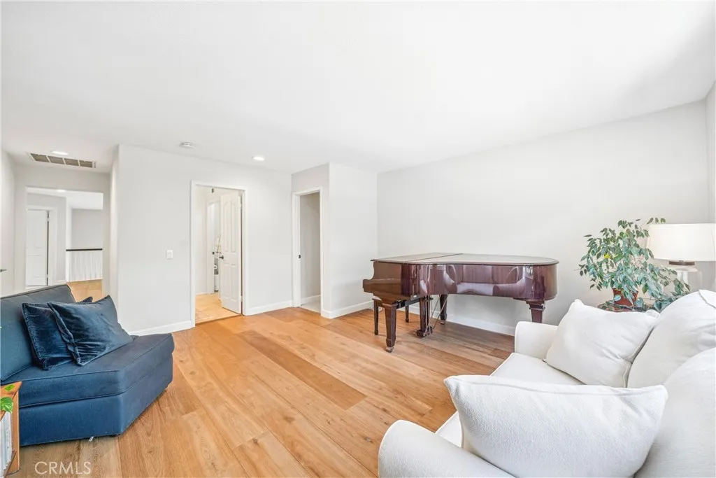 22681 Maplewood