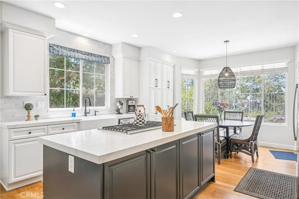 22681 Maplewood
