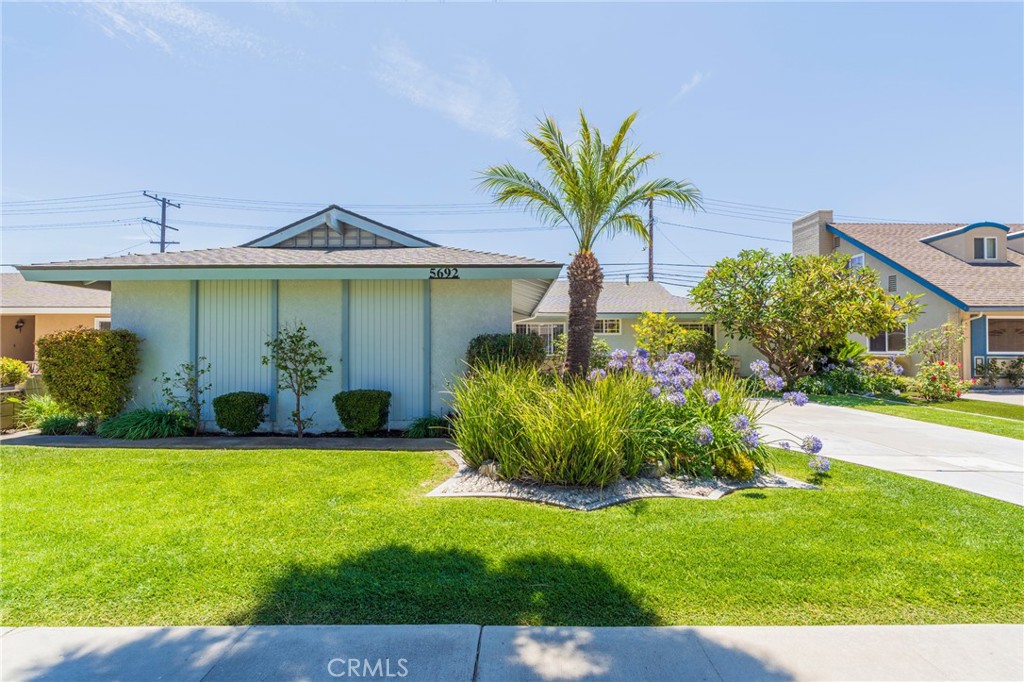 5692 Richmond Avenue