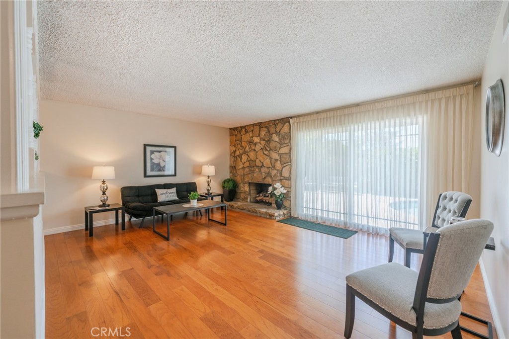 5692 Richmond Avenue