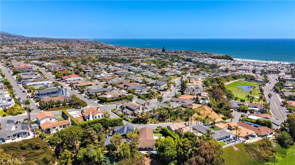 2805 Via Montecito