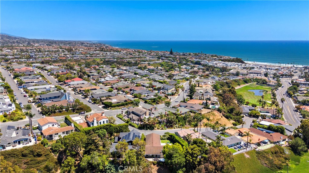 2805 Via Montecito